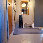 Lägenhet Cosy Ground Floor With Three Bedrooms *